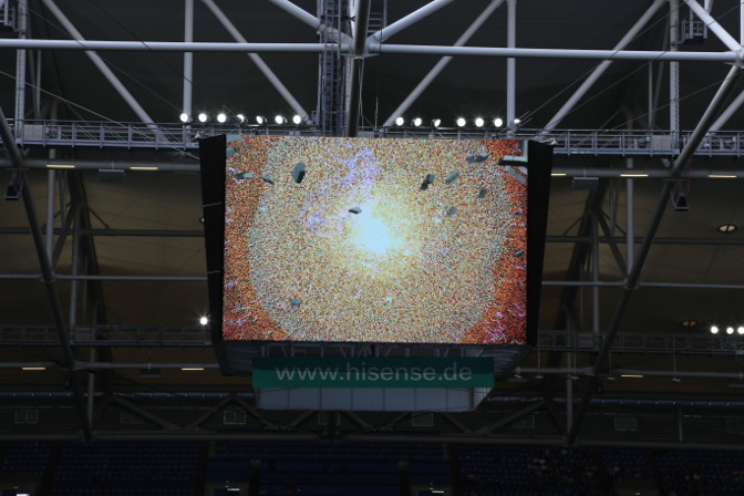 Hisense Videowürfel in der Veltins-Arena